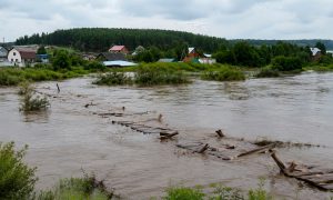 Спад паводковой воды в Свердловской области — освободились от воды 38 жилых домов