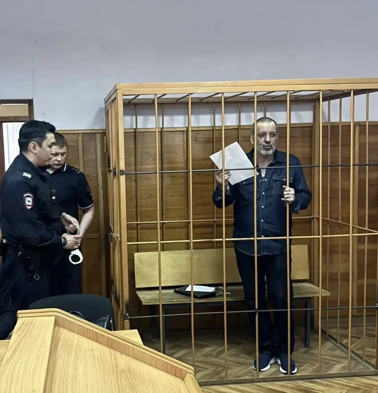 Приговор в суде