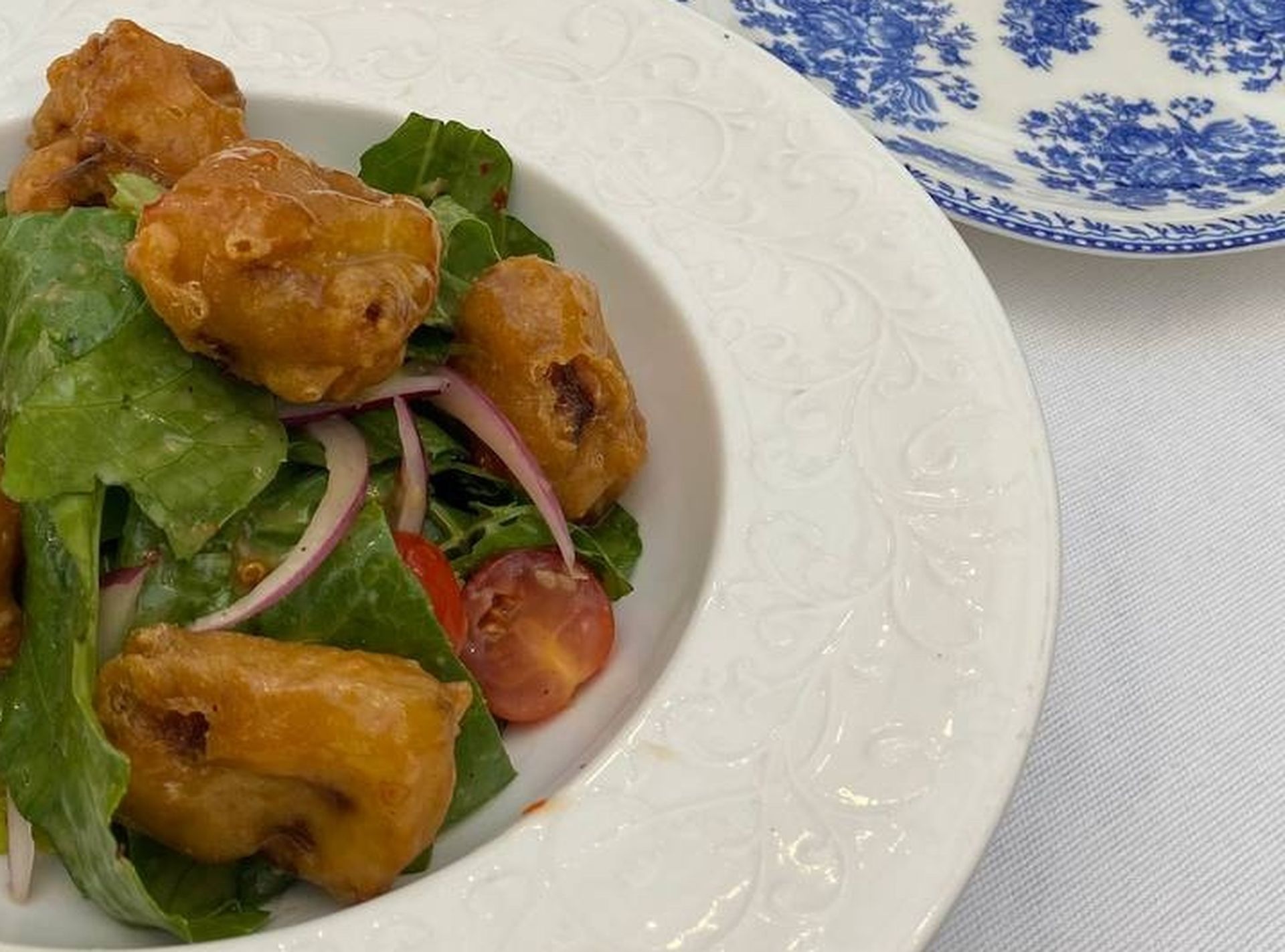 Мясо в тарелке