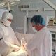 Врачи в операционной