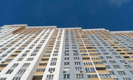 Многоэтажный дом