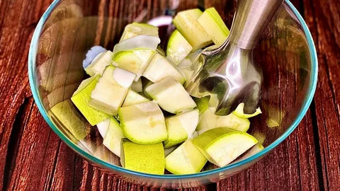 яблоки в миске
