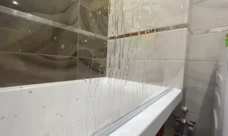 стекло в ванной