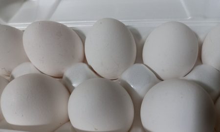Куриные яйца