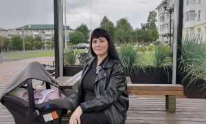 Роженица с ребенком