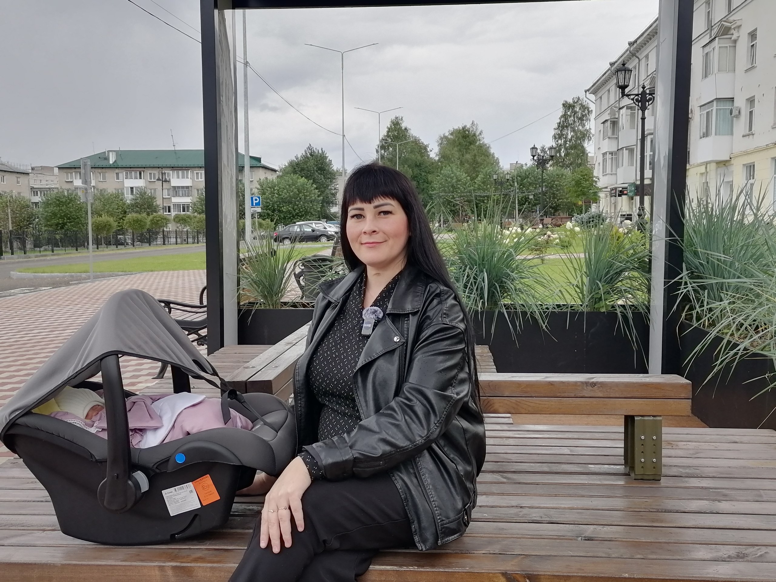 Роженица с ребенком