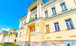 Дворец творчества в усадьбе Харитоновых-Расторгуевых