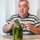 Дегустация маринованных огурцов.