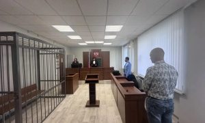Мошенники в зале суда