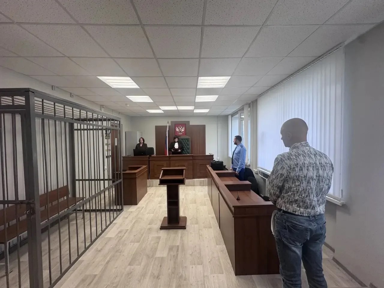 Мошенники в зале суда