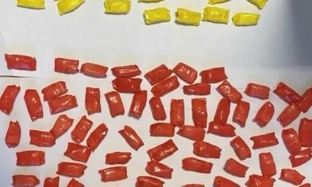 В Полевском полиция поймала мать-закладчицу с крупной партией наркотиков. Теги: задержание полиции, изъятые наркотики