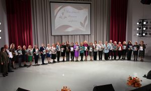 Учителя Первоуральска получили федеральные награды на масштабном празднике. Теги: Церемония награждения, Учителя на сцене