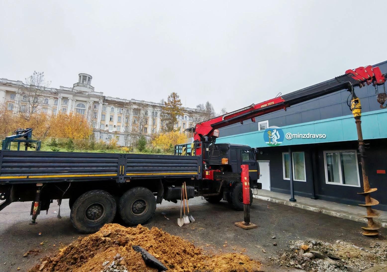 Больничный городок Краснотурьинска свяжет все корпуса новой крытой галереей. Теги: строительство больницы, медицинский корпус, ремонт больницы