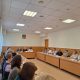 Первоуральск пересмотрит доходы заводчан и кадровую политику. Теги: деловые переговоры, рабочие завода, администрация города
