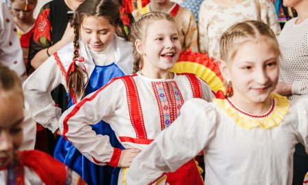 Денис Паслер запустил проект модернизации детских клубов на Среднем Урале. Теги: Детский кружок, занятия детей