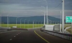 ЕКАД и сотни километров трасс: в Свердловской области меняют дорожную сеть. Теги: Строительство дороги, Дорожная техника, Автомобильная развязка