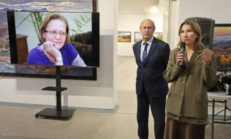 Ирина Глазунова объединила ценителей искусства Каменска-Уральского. Теги: Выставочный зал, мемориальный вечер