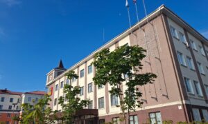 Первоуральск сдерживает тарифы ЖКХ: Дума согласовала новые планки платежей. Теги: Квитанция ЖКХ, батарея отопления, водопроводный кран