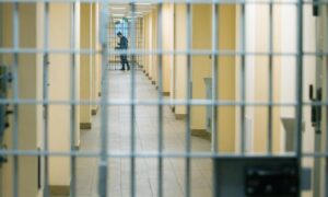 Обрушение дома в Нижнем Тагиле: суд огласил приговоры троим газовщикам. Теги: Зал суда, судебный приговор, разрушенный дом
