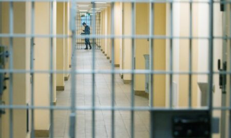 Обрушение дома в Нижнем Тагиле: суд огласил приговоры троим газовщикам. Теги: Зал суда, судебный приговор, разрушенный дом