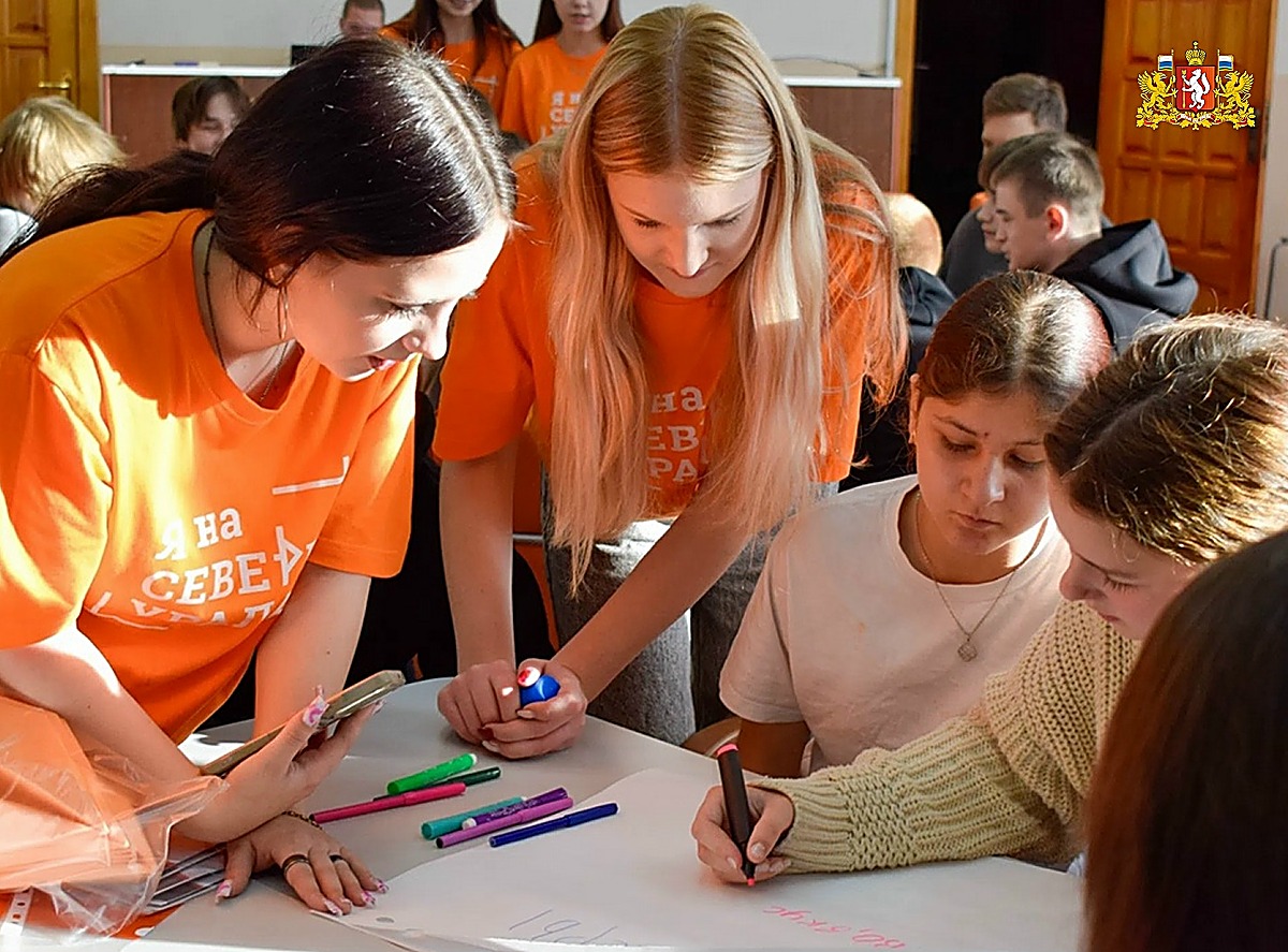Свердловские школьники освоят рабочие специальности на практике. Теги: лаборатория колледжа, мастерская станков