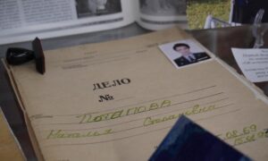 Судебные приставы на Урале показали, как пишущие машинки уступили место «цифре». Теги: Музейные экспонаты, Печатная машинка, Судебный пристав
