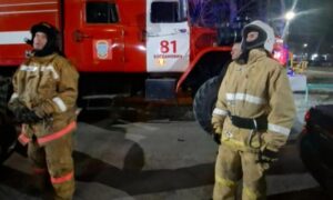 МЧС на хлопке газа в Богдановиче Источник: Олег Нейфельд / Vk.com